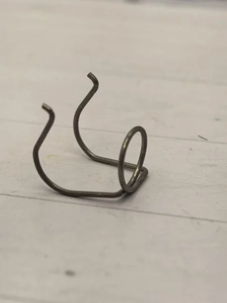 Клипса датчика перегрева (зажим-фиксатор) 1,5MM, Ø18MM