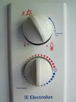 ELECTROLUX Комплект Ручек регулировки воды и газа (для GWH-275,350RN, LEVER GAS)  255861 810000471